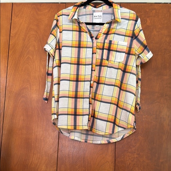 New York Laundry Tops - New York Laundry Yellow and Blue Blouse Relaxed Fit Q-21